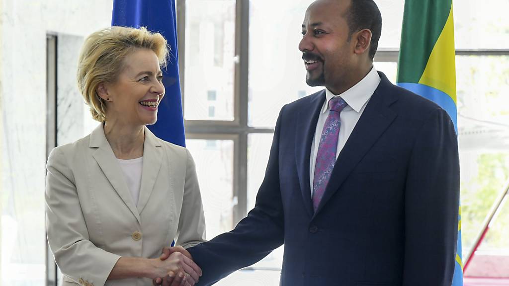 Die neue EU-Kommissionschefin Von der Leyen in Addis Abeba mit dem äthiopischen Regierungschef Abiy Ahmed.