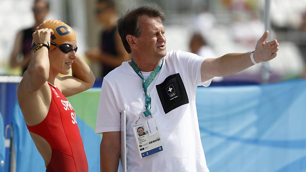 Brett Sutton (rechts) vor dem Silbermedaillen-Gewinn von Nicola Spirig bei Olympia 2016 in Rio de Janeiro