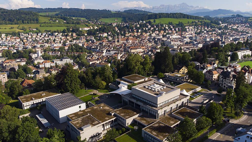 Die regionale Wertschöpfung der Universität St. Gallen (HSG) ist 2020 wegen der Coronapandemie deutlich zurückgegangen (Archivbild).
