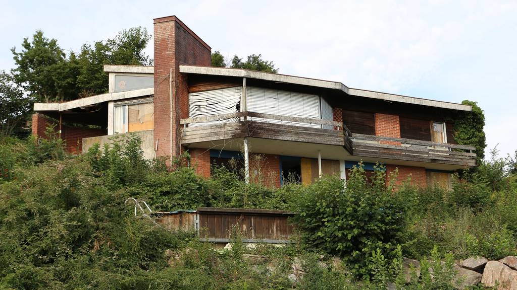 Das «Geisterhaus» von Sempach wird demnächst abgerissen.