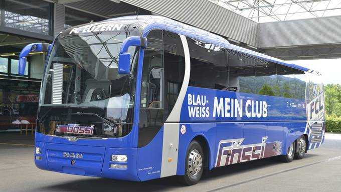 Der FC Luzern hat einen neuen Mannschaftsbus