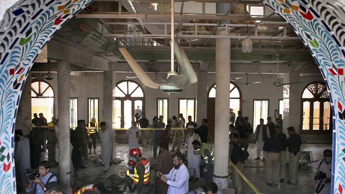 Bombe in Koranschule in Pakistan - Viele Opfer
