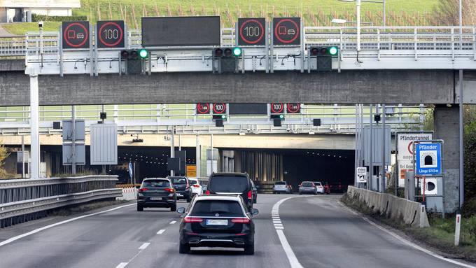 Schwerer Unfall beim Pfändertunnel führt zu Totalsperre