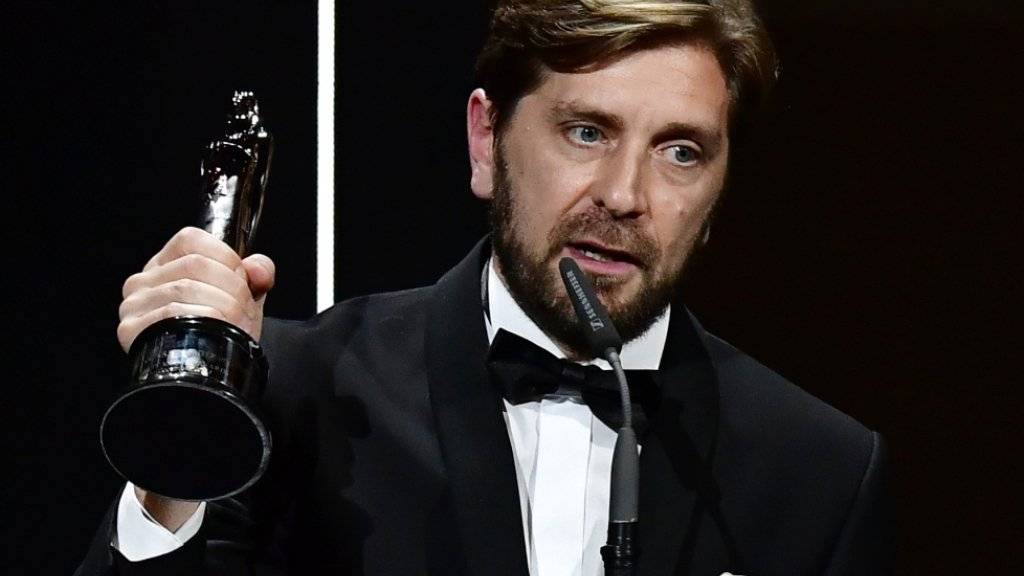 Der schwedische Filmregisseur und Drehbuchautor Ruben Östlund hat gerade den Europäischen Regie-Preis in Berlin bekommen.