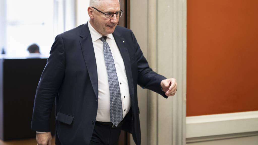 Elf Jahre im Nationalrat sind genug, findet der Aargauer SVP-Politiker Andreas Glarner. Damit begründet er seinen Rücktritt per Ende 2026. (Archivbild)