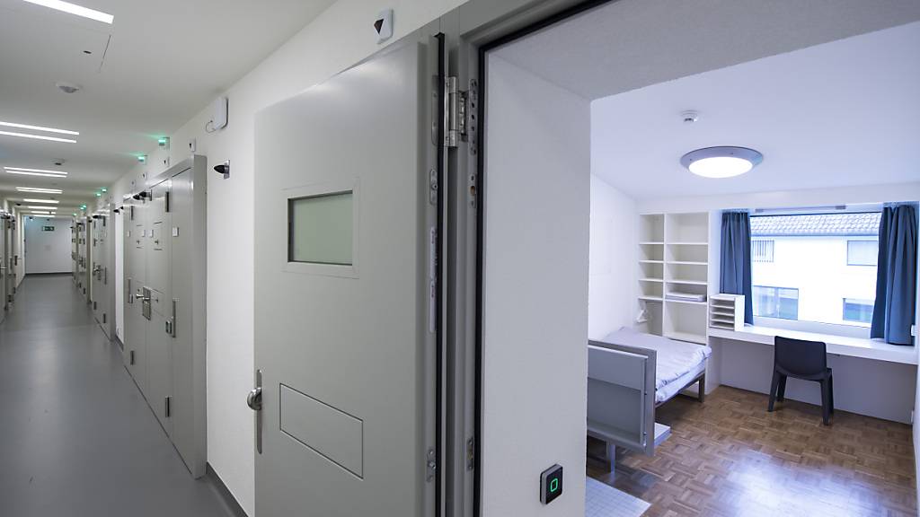 Im Mai 2024 brachen vier Insassen aus dem Massnahmenzentrum Uitikon aus. Einer steht am Donnerstag vor dem Bezirksgericht Dietikon.  (Archivbild)