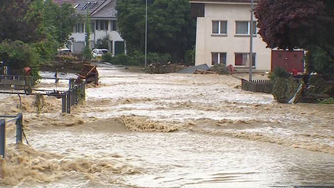 Hochwassergefahr am Bodensee – überschwemmte Dörfer in Schaffhausen