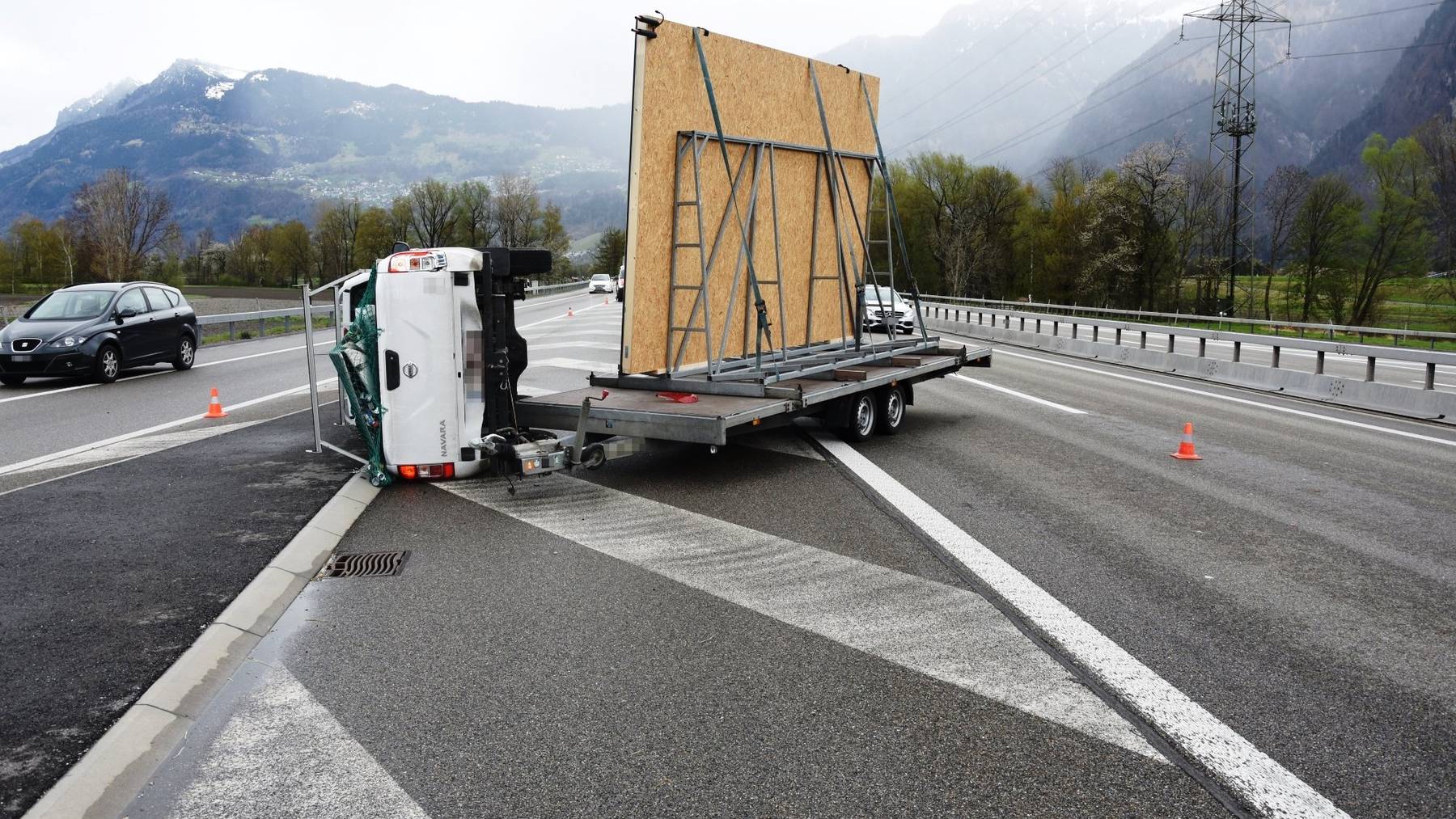 Auf der Autobahn A13 bei Trübbach hat sich ein Unfall ereignet. (Archiv)