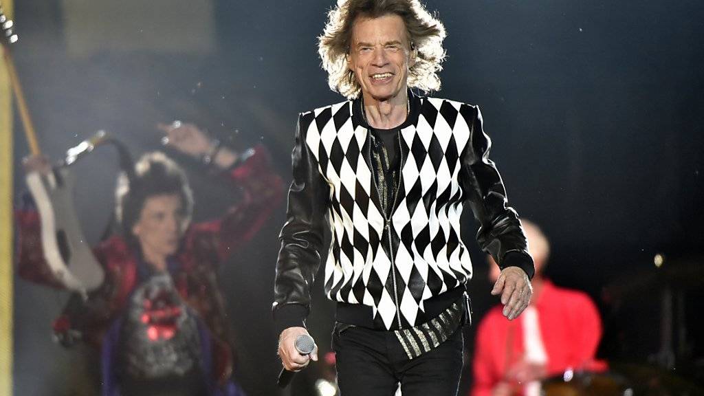 Der 76-jährige Rolling-Stones-Frontmann Mick Jagger kehrt in der Rolle eines reichen Kunstsammlers auf die Kinoleinwand zurück. Der Thriller «The Burnt Orange Heresy» feiert Premiere zum Abschluss der Filmfestspiele von Venedig am 7. September. (Archivbild)