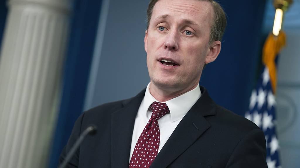 ARCHIV - Jake Sullivan, Nationaler Sicherheitsberater der USA, spricht während einer Pressekonferenz im Weißen Haus. Foto: Evan Vucci/AP/dpa