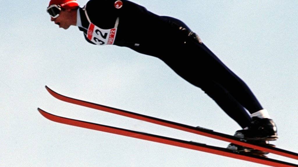 Walter Steiner an den Olympischen Winterspielen in Sapporo 1972, wo sich der unvergleichliche Skiflieger auf der Grossschanze «nur» mit Silber begnügen musste.  (KEYSTONE/Anonymous)
