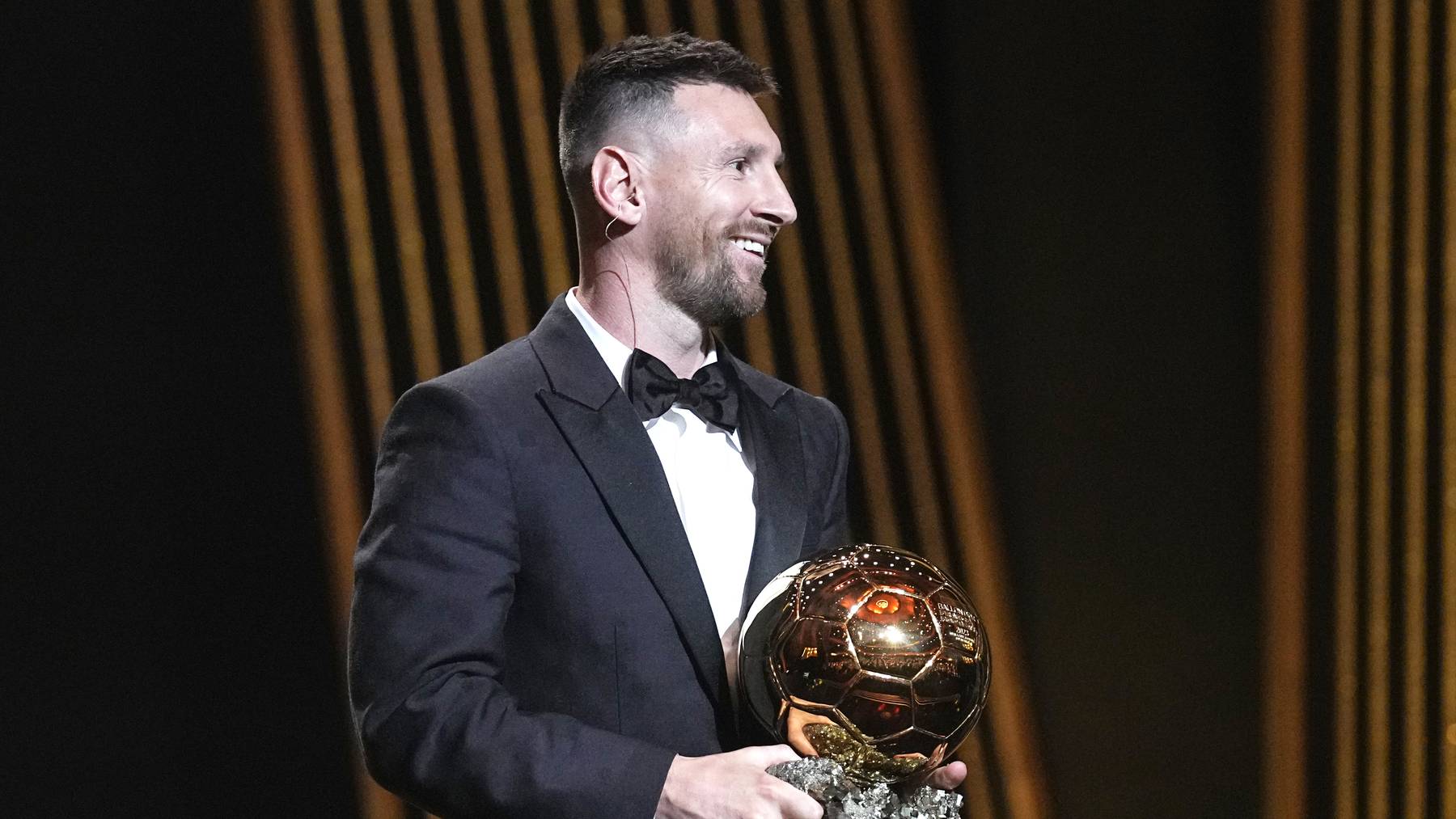 Lionel Messi gewinnt den Ballon d'Or zum achten Mal.