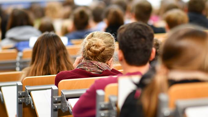 Luzerner Hochschulen lassen sich Präsenzunterricht einiges kosten