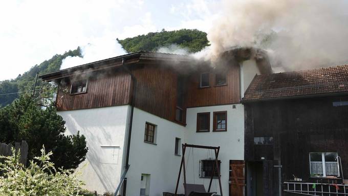 Grosser Schaden bei Einfamilienhaus-Brand