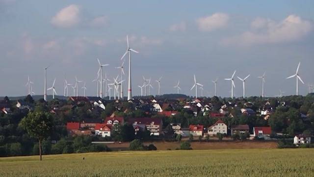 Neueste Umfrage zum Energiegesetz