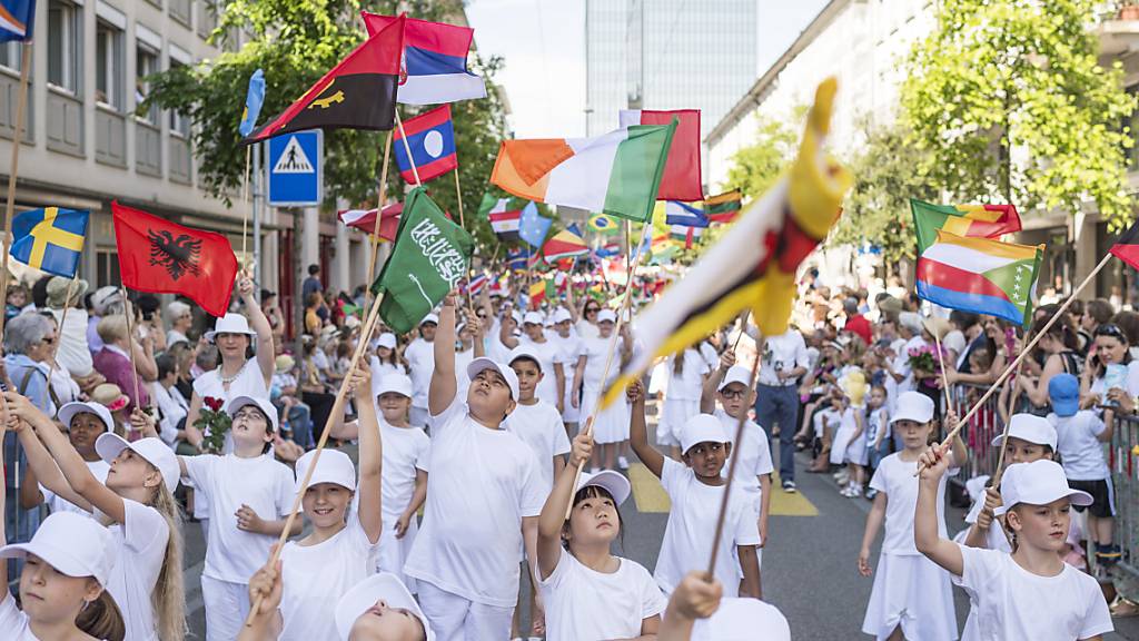 Bunter Kinderfest-Umzug durch die St. Galler Innenstadt (Archivbild). 2021 fällt das Kinderfest aus - aus Spargründen und wegen der Coronakrise.