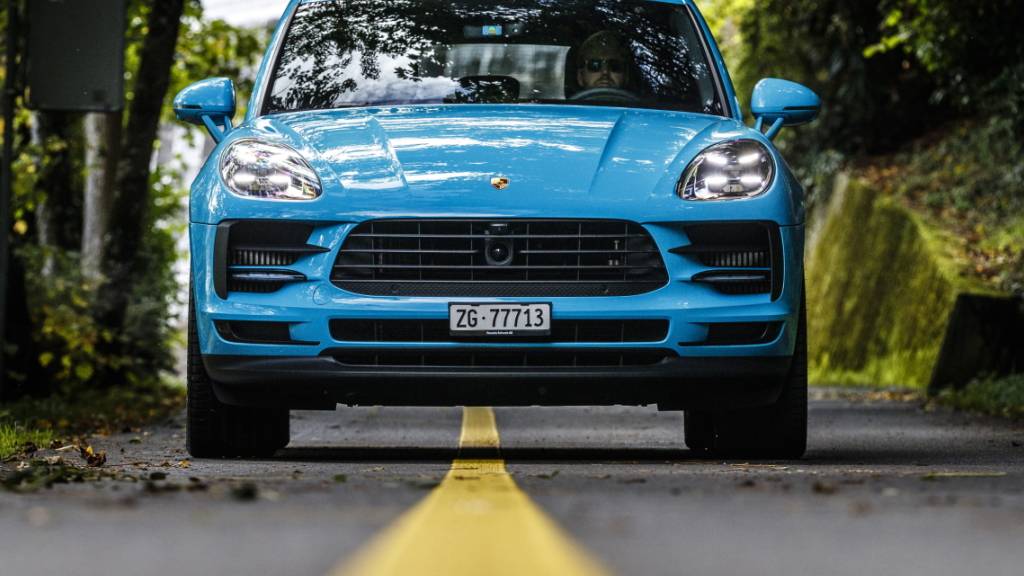 Der Porsche Macan ist in der Schweiz in diesem Jahr bislang der meistverkaufte Porsche. (Archiv)