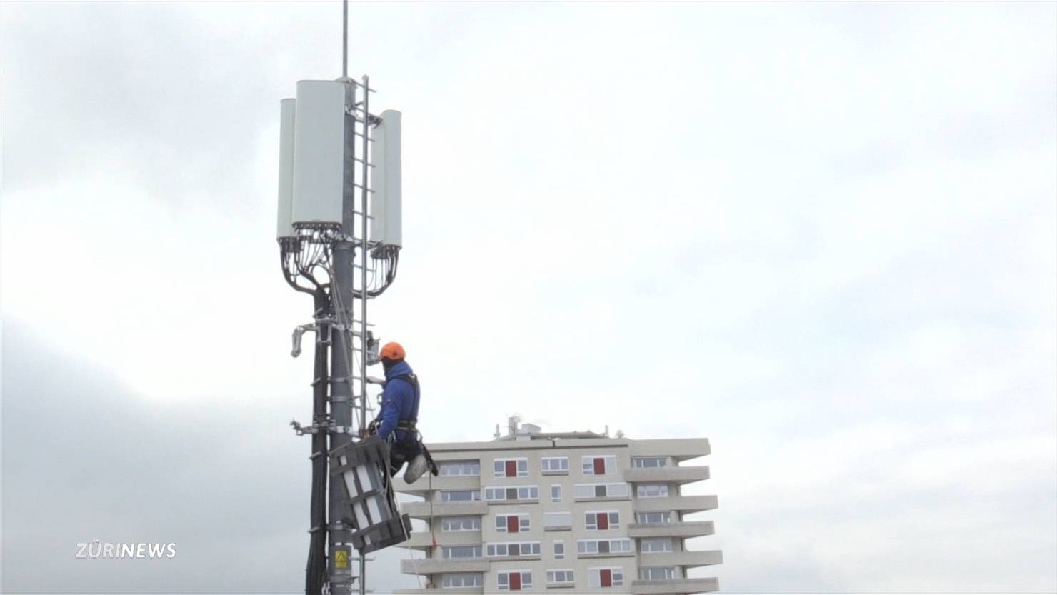 Schädliche Wirkung von 5G ist ungewiss - TeleZüri