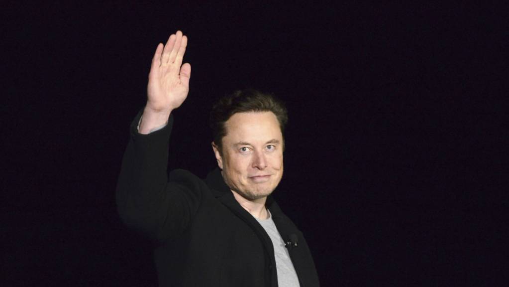 Elon Musk will Twitter Tschüss sagen – zumindest ein bisschen.