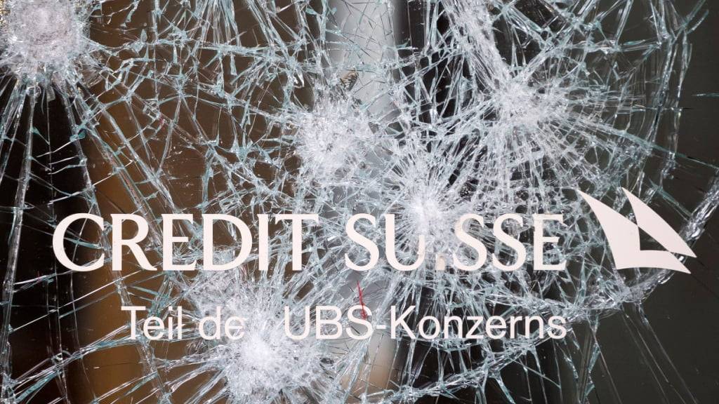 Eine frühere Mitarbeiterin der ehemaligen Credit Suisse ist wegen Kreditvergaben in der Höhe von total über zwei Milliarden US-Dollar angeklagt worden. (Archivbild)