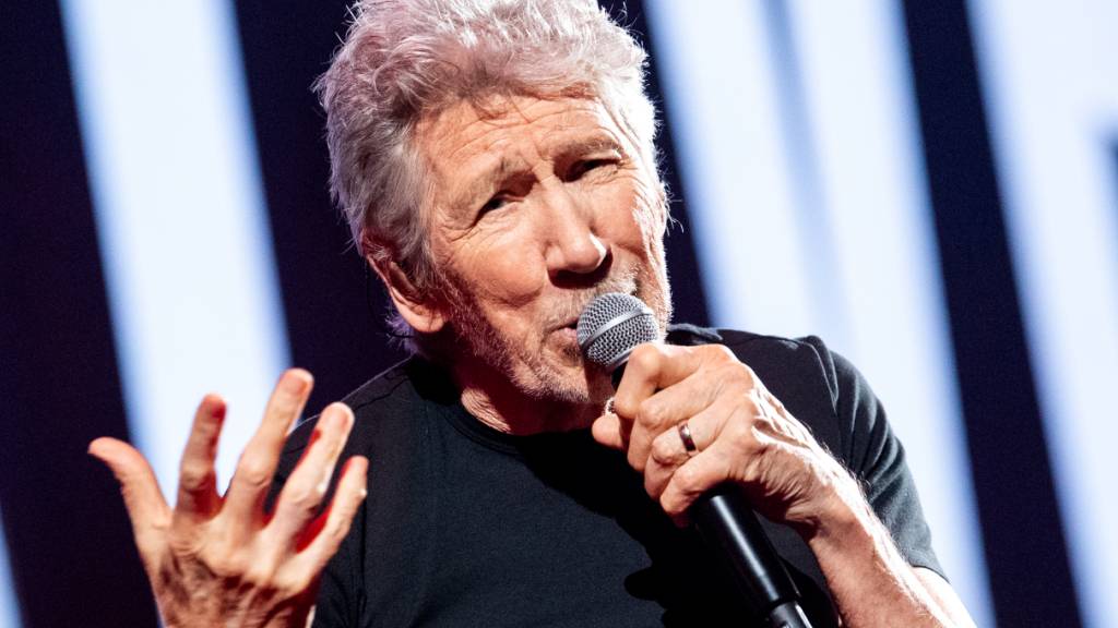 Der umstrittene britische Rockmusiker Roger Waters veröffentlicht am Freitag seine Neuaufnahme des legendären Pink-Floyd-Albums «The Dark Side Of The Moon», das vor 50 Jahren erschien. (Archivbild)