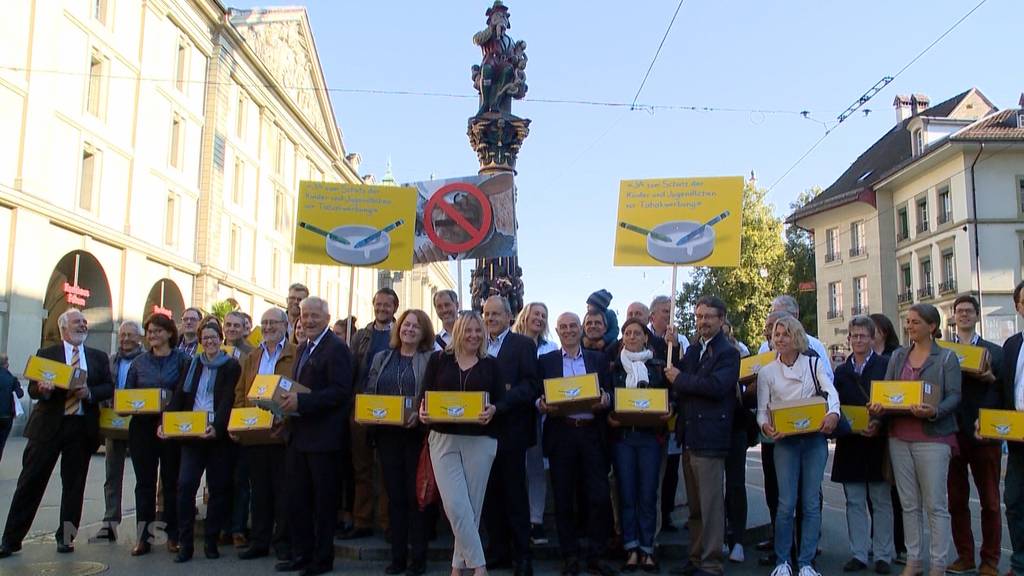 113'500 Unterschriften gegen Tabakwerbung