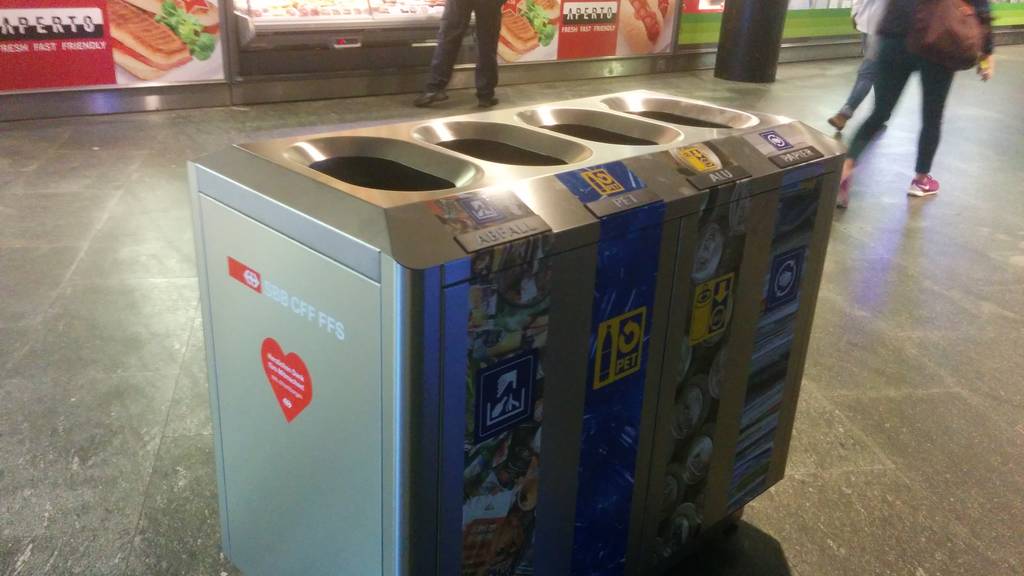 Neue Recycling-Stationen am Bahnhof Luzern
