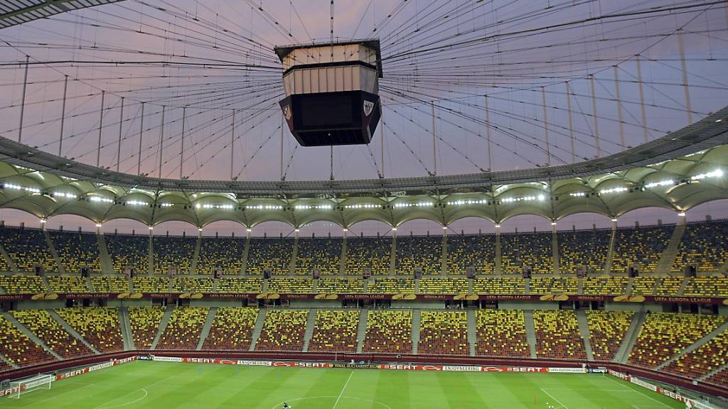 Das Nationalstadion von Bukarest darf für Schweiz - Frankreich zur Hälfte gefüllt werden