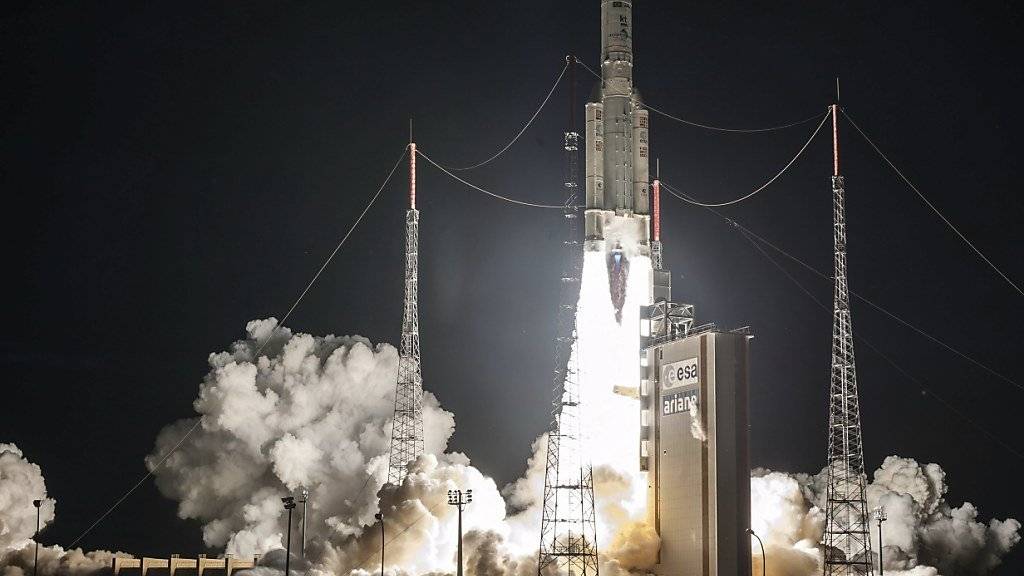 Der europäische Raketenbetreiber Arianespace plant für 2018 14 Starts von Trägerraketen. (Archiv)