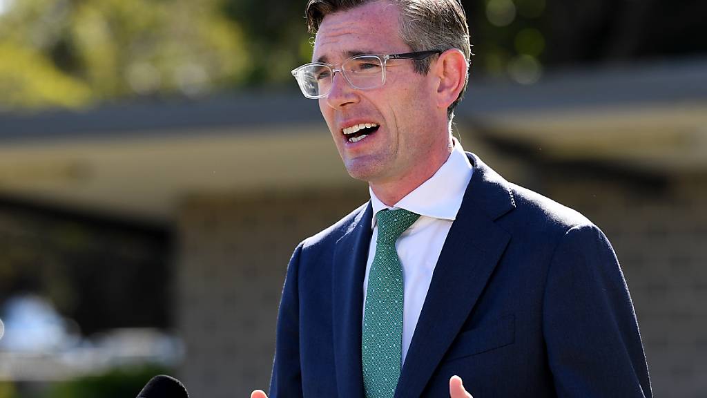 NSW Premier Dominic Perrottet speaks to the media during a press conference at Randwick Bowling Club in Sydney, Monday, October 18, 2021. (AAP Image/Bianca De Marchi) NO ARCHIVING