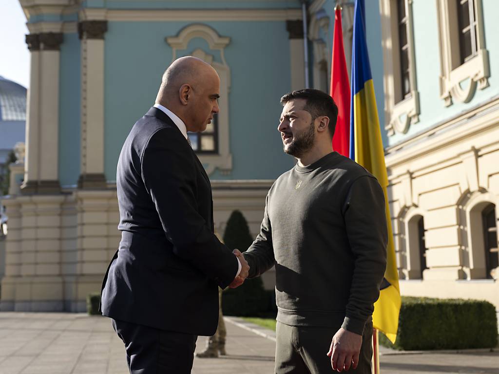 Bundespräsident Alain Berset traf in Kiew am Samstag den ukrainischen Präsidenten Wolodymyr Selenskyj.