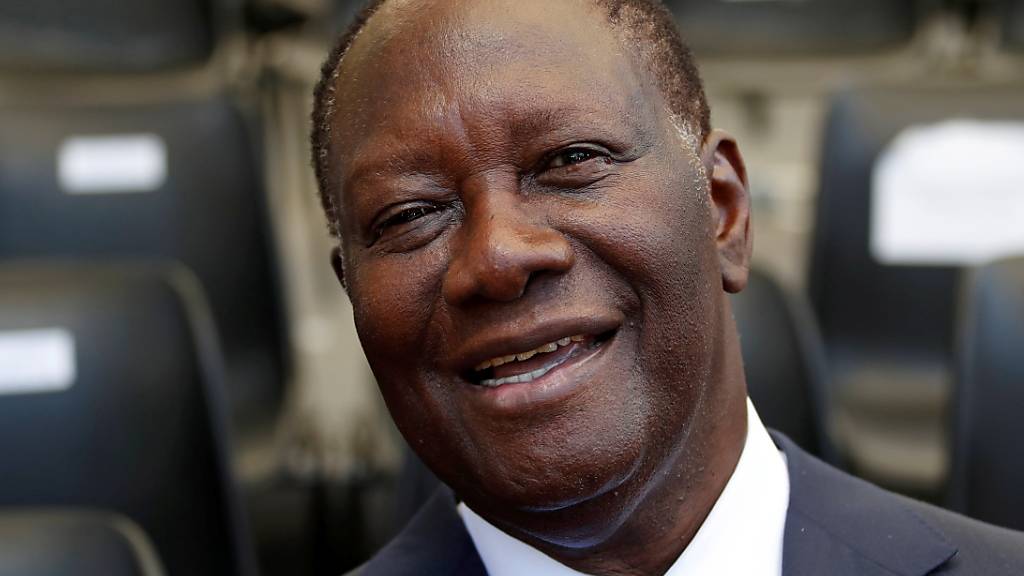 Der amtierende Präsident der Elfenbeinküste, Alassane Ouattara, kann für eine dritte Amtsperiode antreten. Das Verfassungsgericht hat dafür grünes Licht gegeben. (Archivbild)