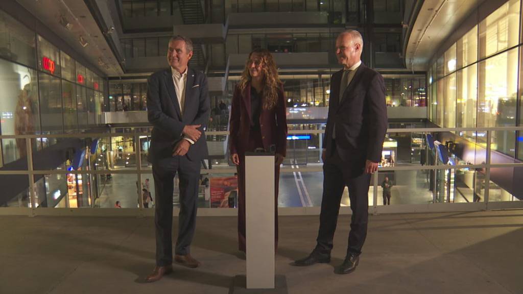 Bahnhof Zug erstrahlt in neuem Licht