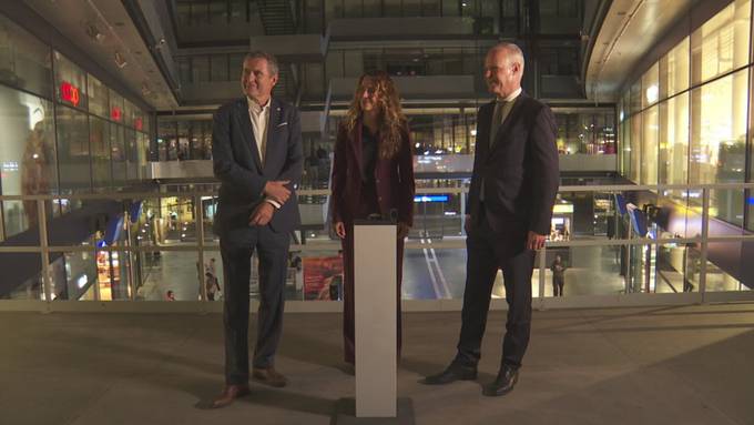 Bahnhof Zug erstrahlt in neuem Licht