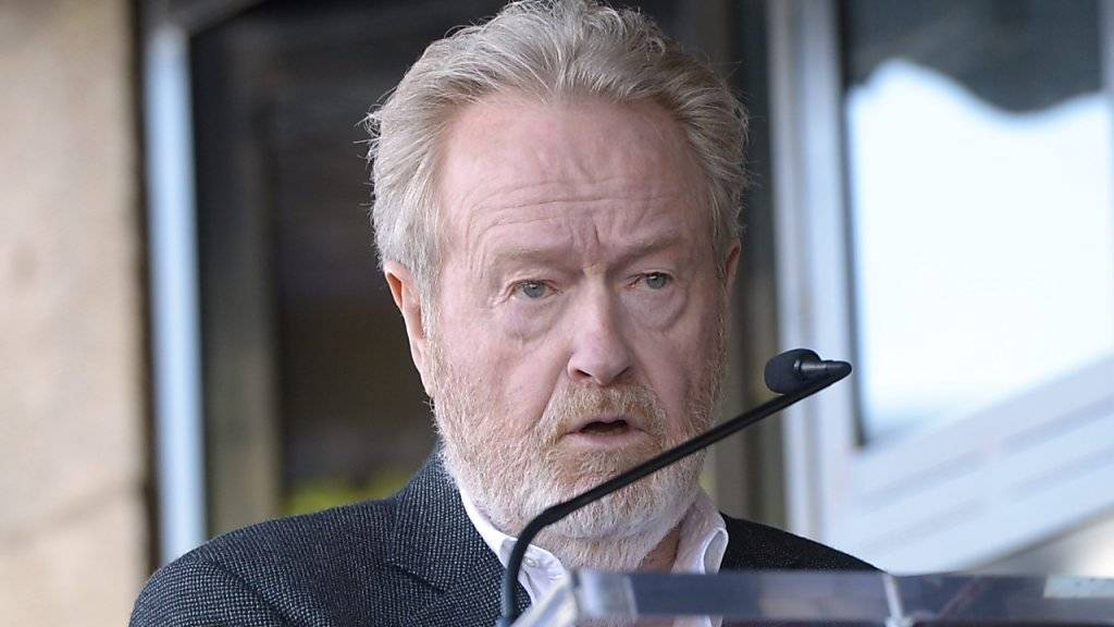 Regisseur Ridley Scott widmet den Stern auf dem Walk of Fame seinem verstorbenen Bruder.