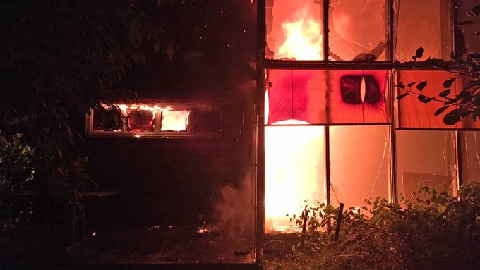 Einfamilienhaus in Vollbrand