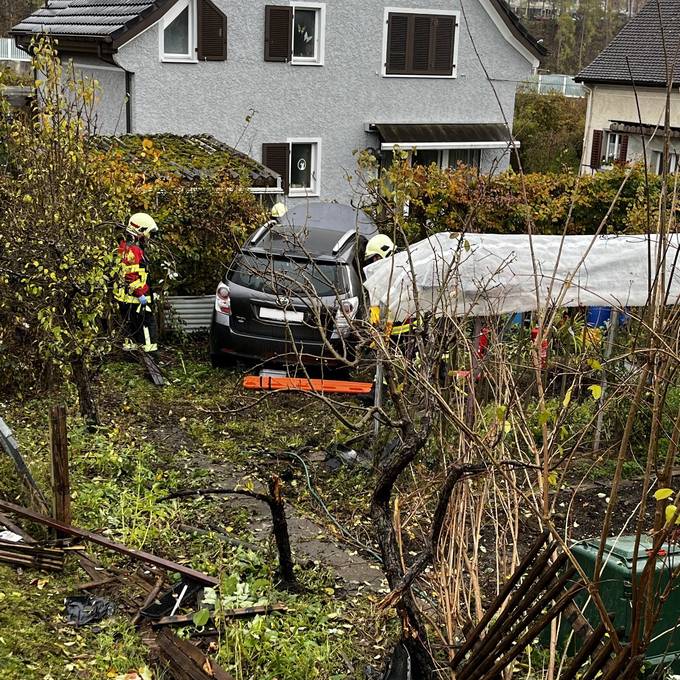 77-Jähriger stirbt nach medizinischem Problem bei Autounfall