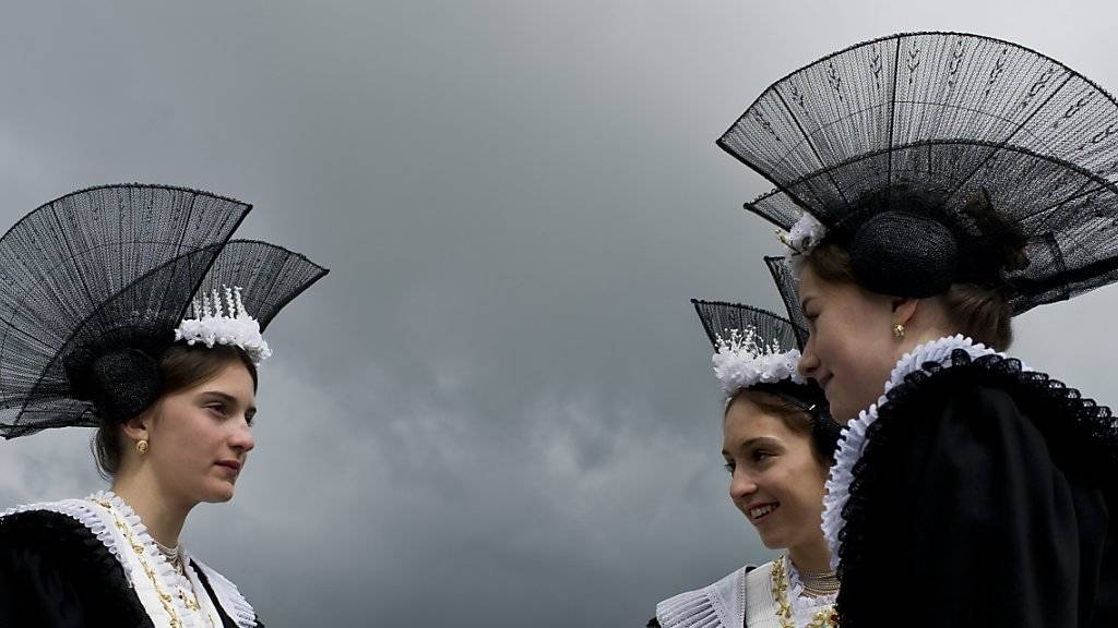 Die Stimmlage von Frauen ist tiefer als bisher angenommen. (Symbolbild)