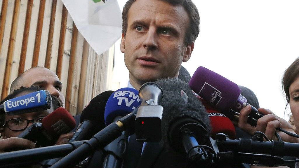Emmanuel Macron muss seinen Berater ziehen lassen: Jean-Jacques Mourad bat wegen möglicher Interessenkonflikte um Entbindung aus dem Stab des französischen Präsidentschaftskandidaten.