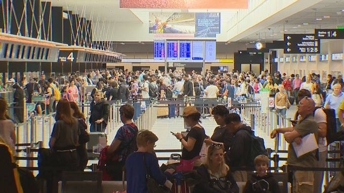 Systemstörung sorgte für Chaos und Verzögerungen am Flughafen