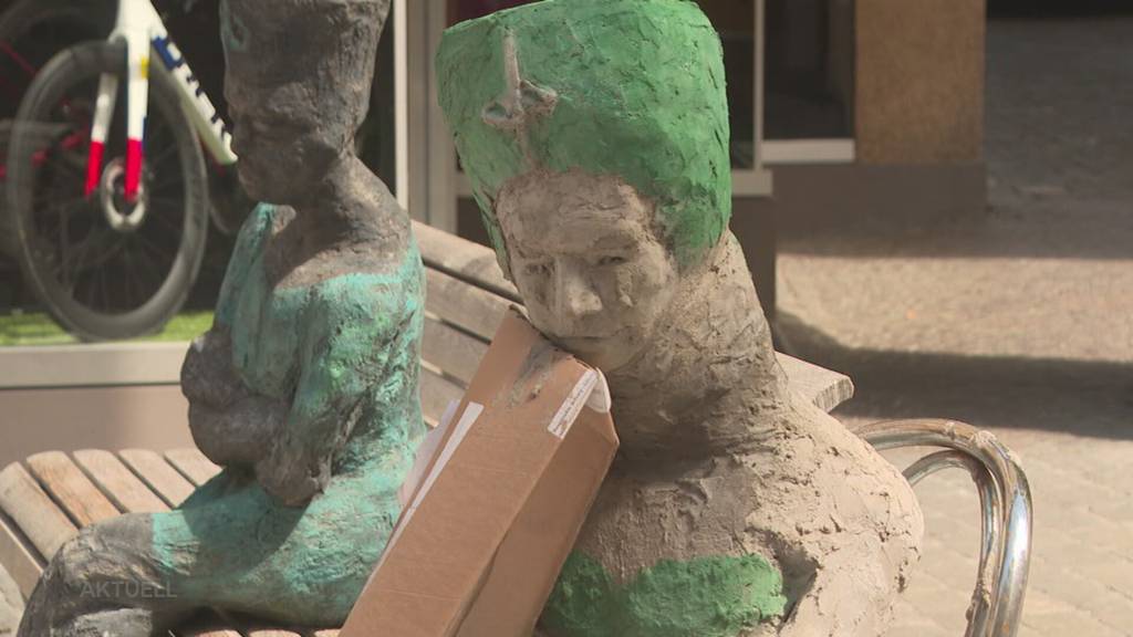 Kultur-Vandalen: Schon bevor der ArtWalk in Bremgarten anfängt, wurde eine Büste zerstört