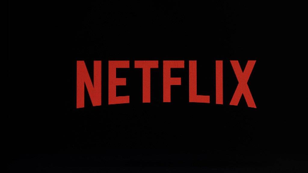 Der Netflix-Konzern hat Anleger mit einem geringeren Wachstum bei der Zahl der Neukunden geschockt. (Archivbild)