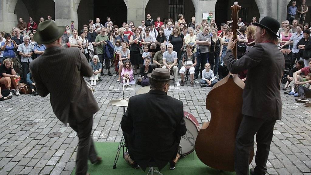 Strassenmusik und Spektakel aus 25 Ländern am Berner «Buskers»