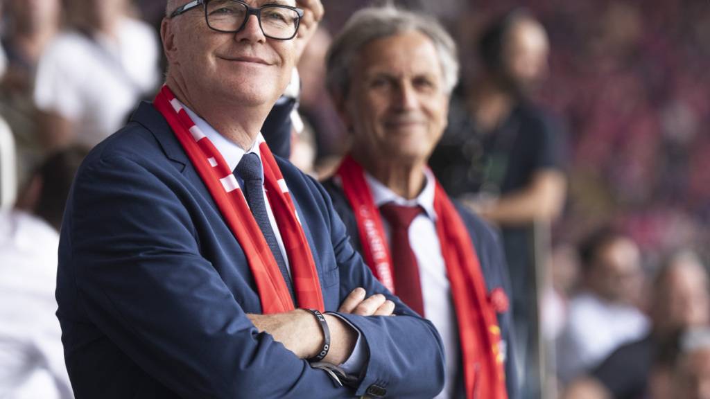 Bundesrat Pfister schaut sich in USA Schweizer Viertelfinalspiel an
