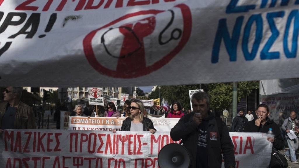Protestzug streikender Spitalangestellter am Mittwoch in Athen.