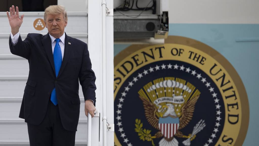 Bald bye-bye Trump?