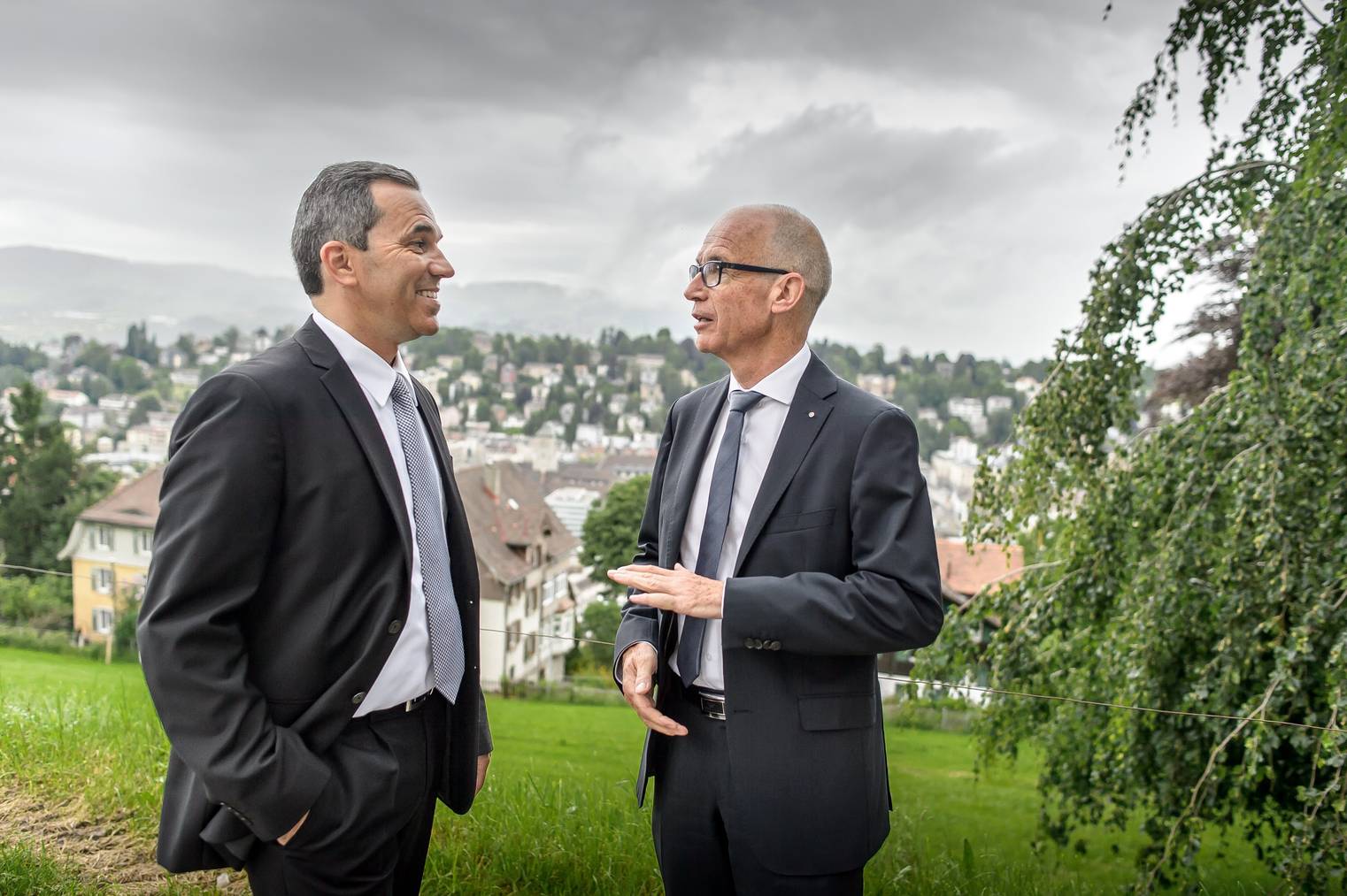 Stadtpräsident Scheitlin und Kampfkandidat Marcel Rotach (links). Tagblatt