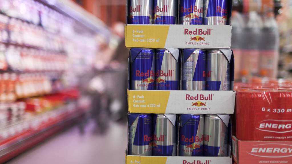 Der Getränkehersteller Red Bull sieht noch viel Spielraum für grosses Wachstum. «Das Potenzial ist unglaublich», sagt Volker Viechtbauer, Berater des Firmenerben Mark Mateschitz, der Deutschen Presse-Agentur. (Archivbild)