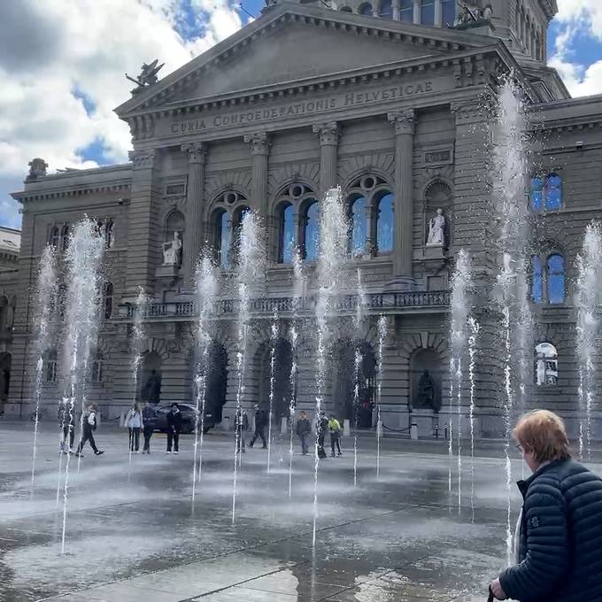 Berns schönste Openair-Dusche läutet den Frühling ein