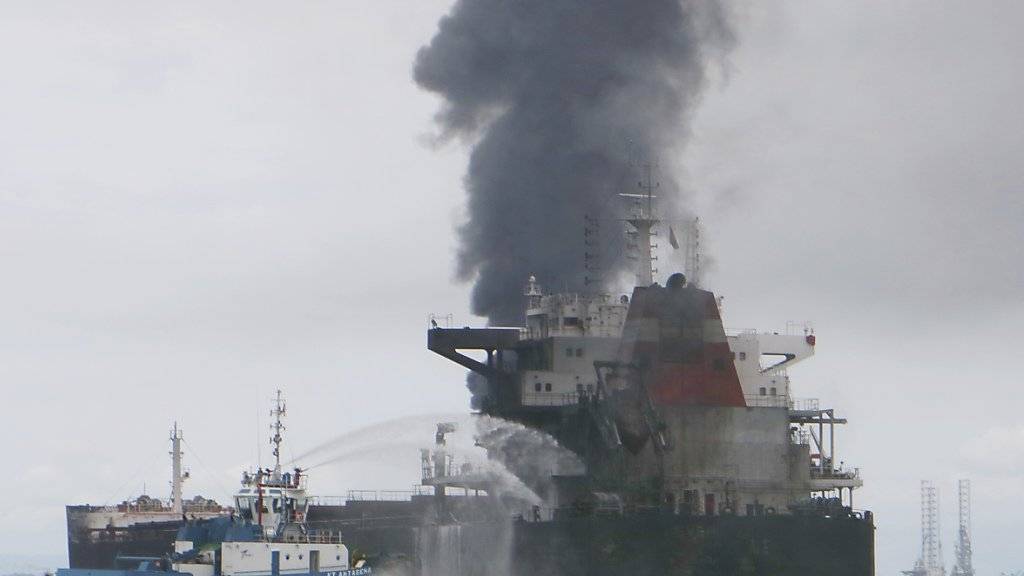 Die indonesische Marine vermutet, dass der zwölf Tonnen schwere Anker des Frachtschiffes eine Unterwasser-Pipeline zerstört hat. (Archivbild)